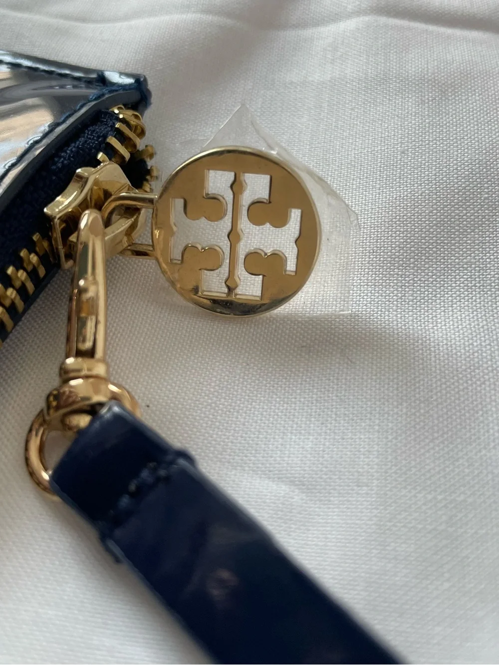 Tory Burch Navy Patent Geometric Cutout Zip Wristlet Clutch w/ Gold Hardware